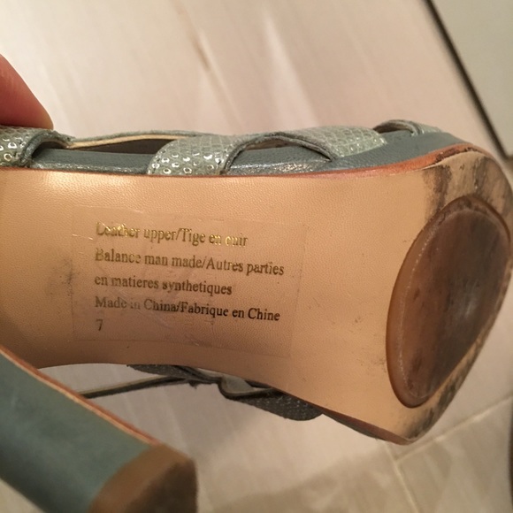 Alfani green/silver heals. - Picture 4 of 4